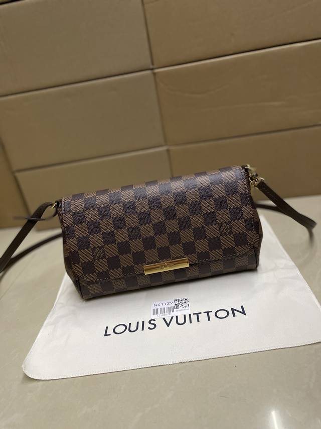 High-quality N41129 Large Size Real Shot Ddd