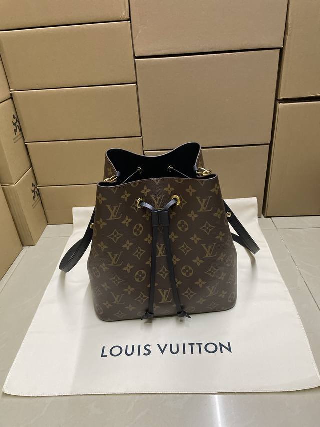 High-quality M44020 black original leather-like finish, chip skipping, bulk ship