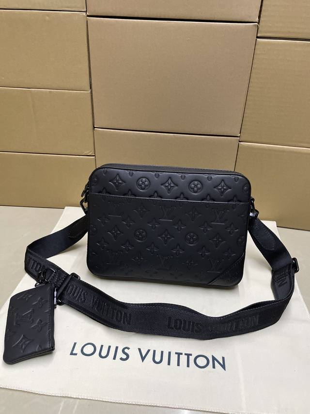 High-quality M69827, top-grade original leather, premium workmanship, chip code