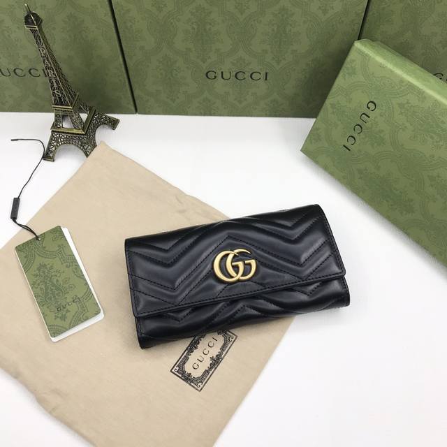 Original leather with green box, style number 443436. Black, arrived. Made with