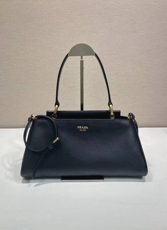 New Arrival 1Ba475 This new women's bag is made of imported calfskin with an imp