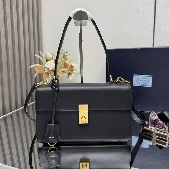 Top-tier original single new runway style 1Bn023 calfskin leather handbag. Inspi