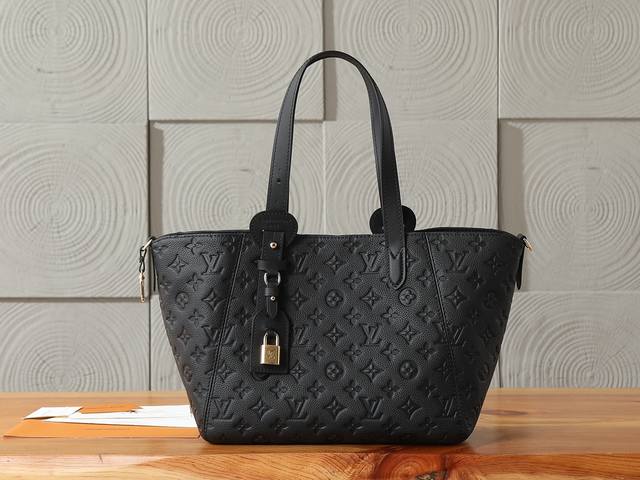 163C01 Dynamic Chip Top-Tier Original, Enhanced All-In One Small Handbag Expands