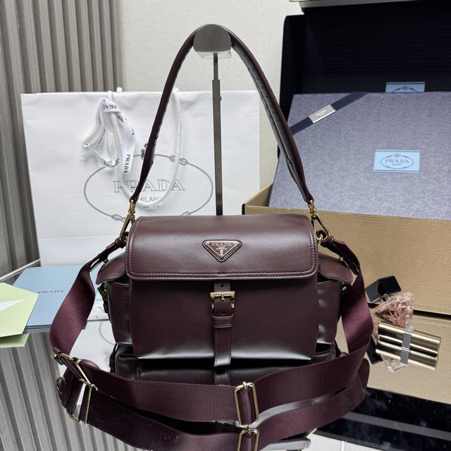 Top-quality original single-item new messenger bag 1Bd394 lambskin burgundy arri