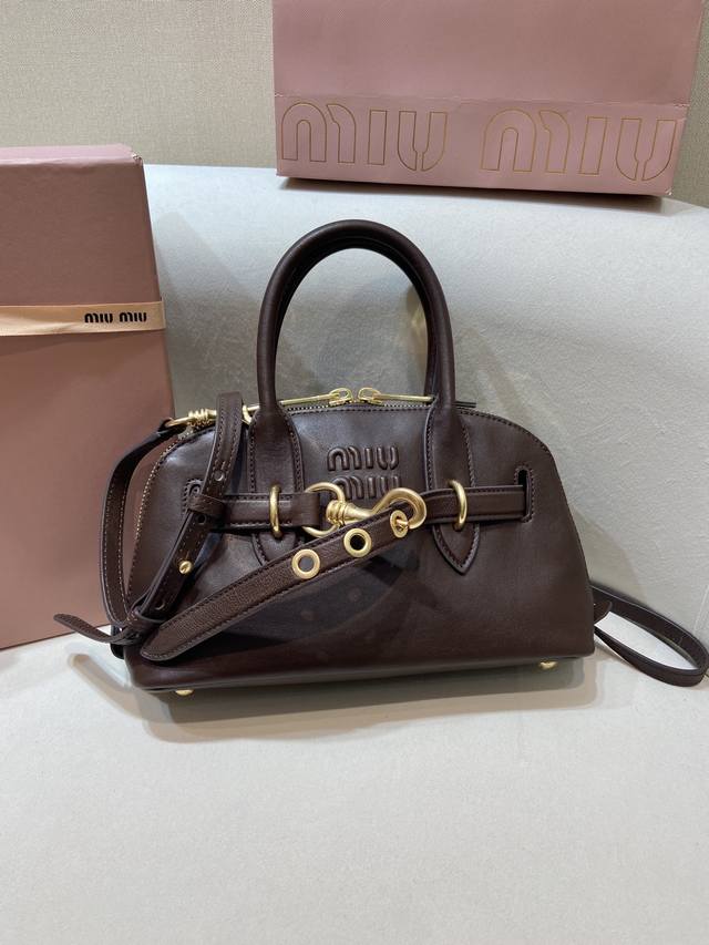 Premium Original Factory Packaging, Complete Classic Bestseller 5Bb169 Small Siz