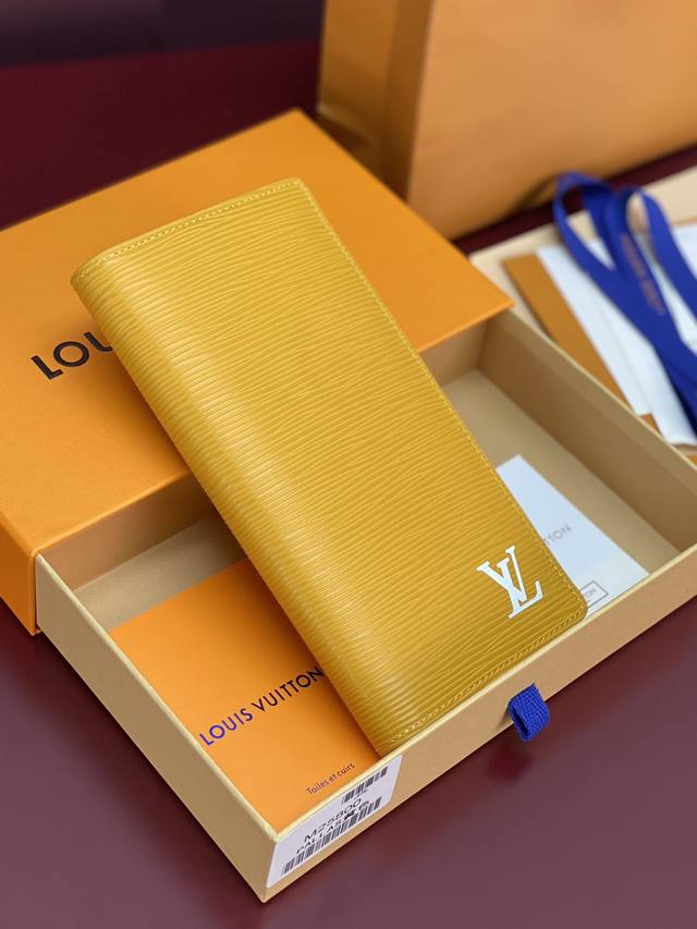 Factory Price P M25800 Yellow! Water Ripple Long Wallet! Brazza wallet with mult