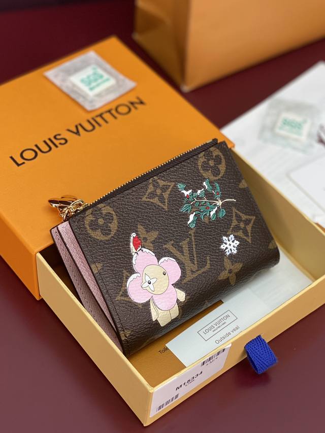 Factory Price P M15334 Christmas Edition! High-quality Lisa wallet. This Lisa wa
