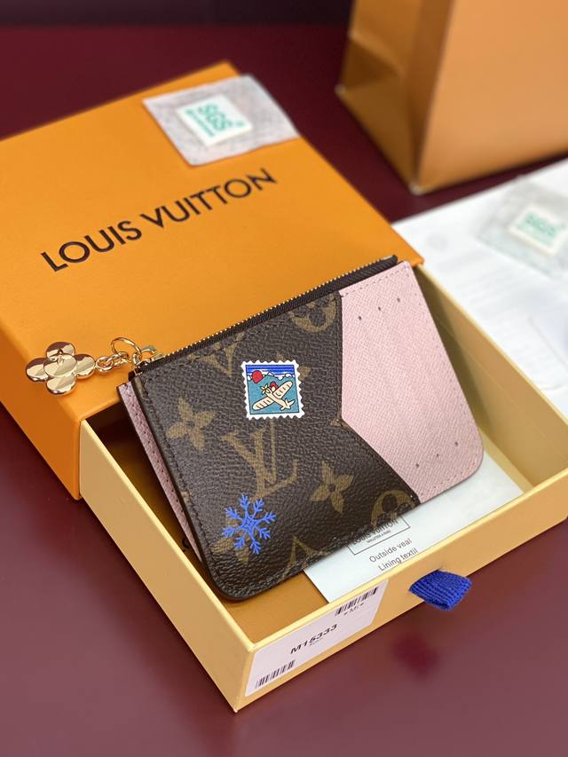 Factory Price P M15333 Christmas Edition! High-quality Romy card holder. This Ro