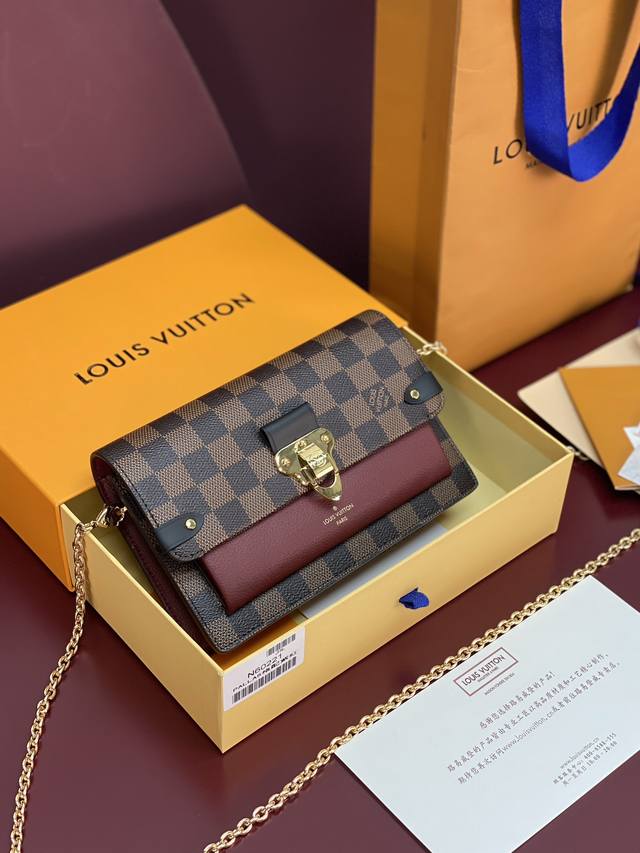 Factory Price P N60221 Purple! Vavin Chain Wallet. The Vavin chain wallet clever