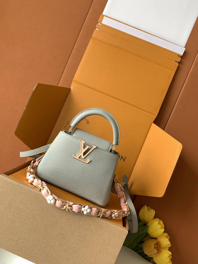 Factory Price P M23363 Light Gray Gold All-Steel Hardware Imported Cowhide Na Yi