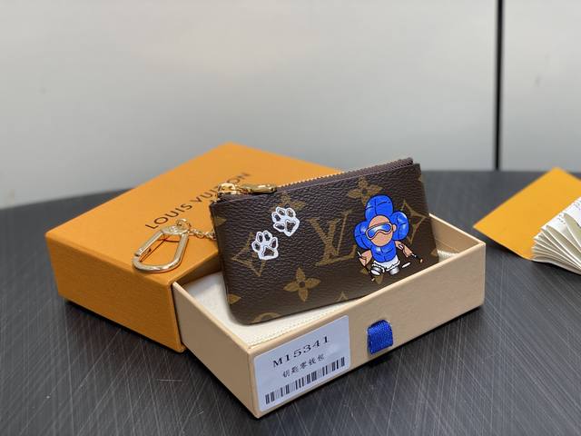 Original Quality M15341 Silkscreen Christmas Monogram Key Pouch Launch. This key