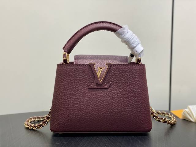 Original Quality M25893 Burgundy Full Leather Capucines Mini Handbag (Na Ying St