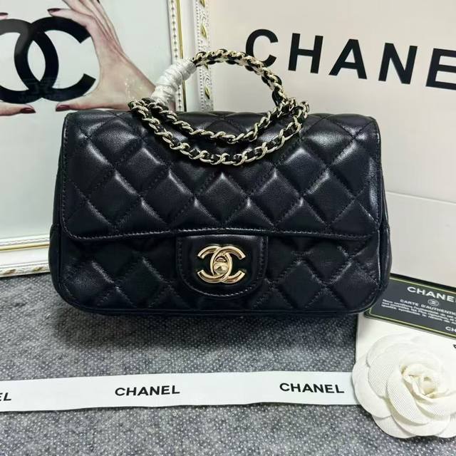 Loss-making price, 10 pieces, Diamond Handbag (Ddd). Model: Small As4140 (Ddd).