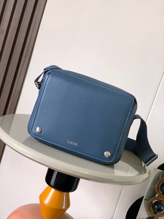 New Extra Small Soft Grained Calfskin Pebble Messenger Bag. The Pebble messenger