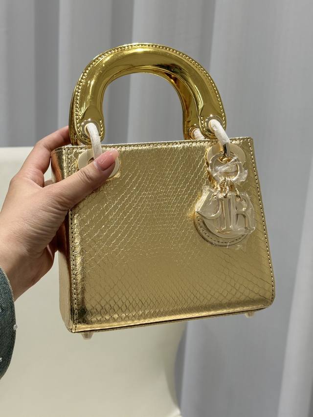 Mini 17cm Imported python skin lining with two deerskin shoulder straps Three-co