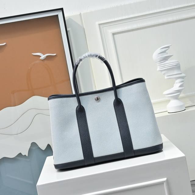 31 Garden Bag: Canvas and Togo Leather Patchwork. Each color combination is incr