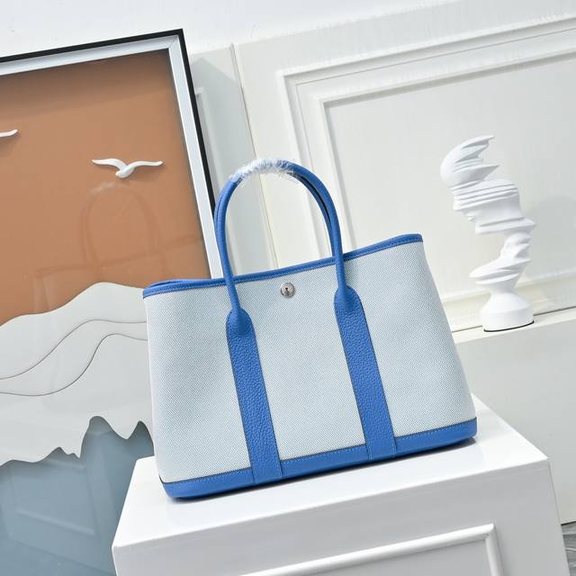 31 Garden Bag, canvas and Togo leather, each color combination is incredibly sop