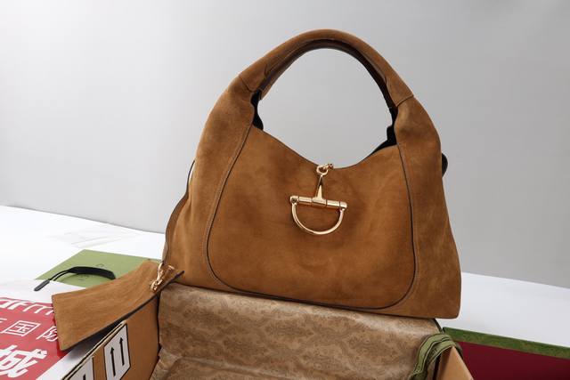 High-volume pricing Introduction: The new Gg Emblem series reinterprets the bran