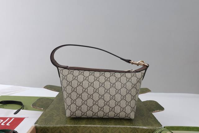 High-volume pricing Introduction: The Ophidia series presents a striking new sil