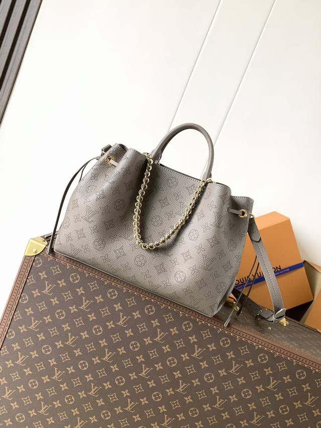 Top-tier original, with variable serial number chip. Available in olive green (M