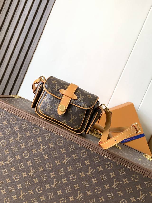 M14742 Top-tier original single-piece with variable code chip 163C. This Cargo m