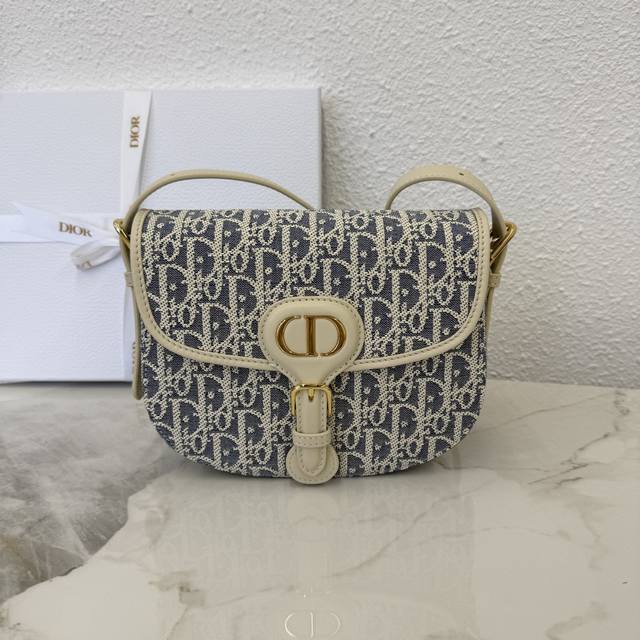 Top-tier replica of this Dior Bobby handbag, a new addition to the 2025 Early Sp
