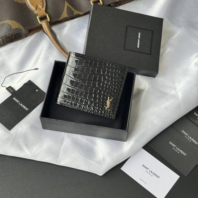 Authentic YSL Men's Wallet, Black Crocodile Pattern, Made of Leather Monogram Bi