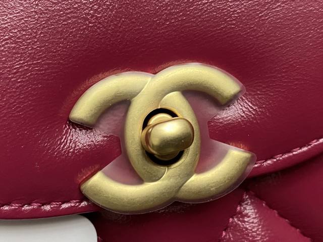 Chanel 1 24K Kelly Fall/Winter runway hot item is here! imported original leathe