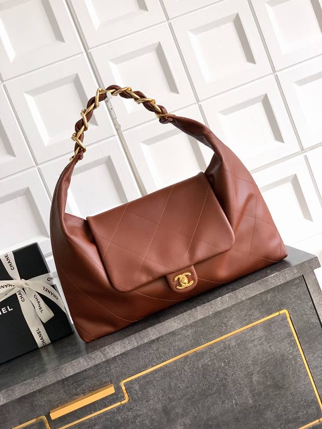 Top-quality original burgundy horizontal bag, size: 43