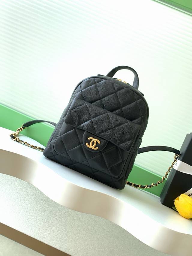Top-quality replica Chanel 25K backpack. Super cool color, released for many sea