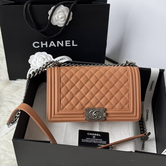 Le Boy series 25cm calfskin leather, item number: 67086, dimensions: 25cm*15cm*9