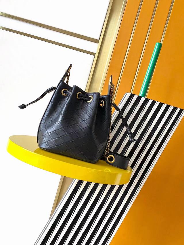 Authentic original leather mini bucket bag, brand new arrival! It's an adorable