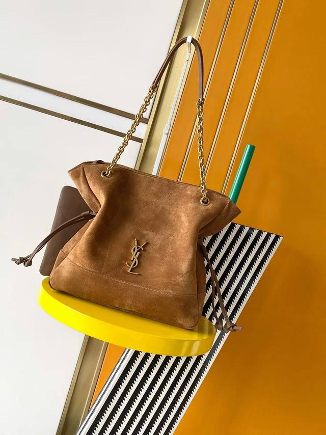 Authentic Finally, the small size is here! YSL new small Jamie 4.3 Large Pochon