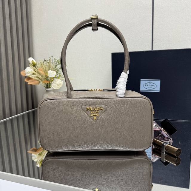 Authentic Top-Tier Original New 1Bb126 Lychee Grain Full Leather Long Handle Sho