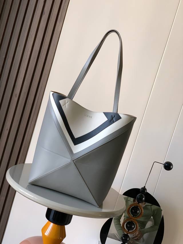 Original Leather Puzzle Fold Handbag, New Medium Size. The Puzzle Fold features