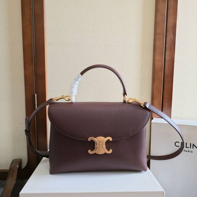 New Arrival Ce Arc de Triomphe Kelly Handbag New Arc de Triomphe bag exudes a se