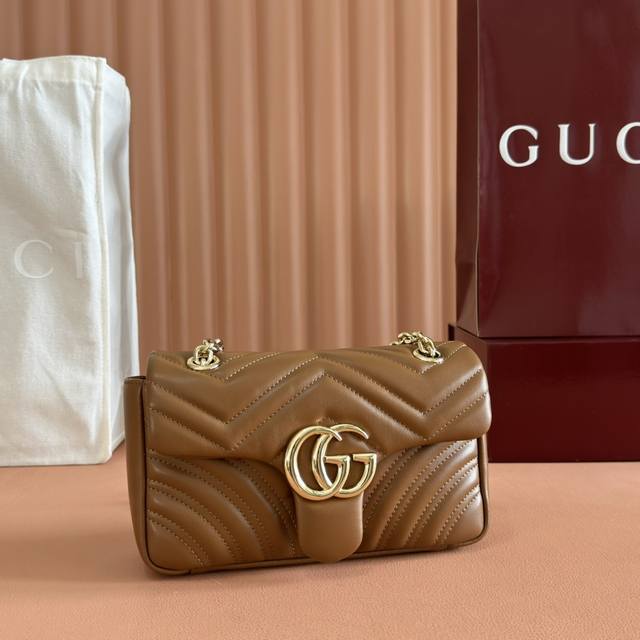 Imported original sheepskin, top-quality craftsmanship, pure copper hardware, fu