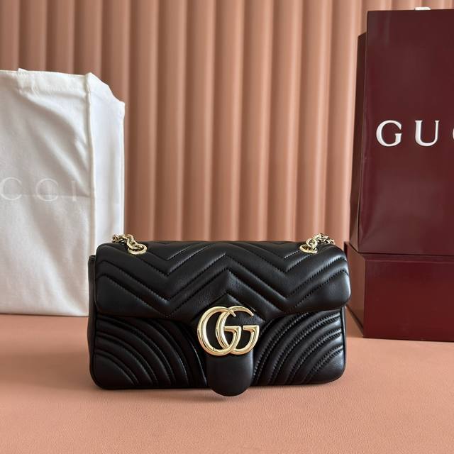 Features full boutique packaging. The iconic GG Marmont series seamlessly blends