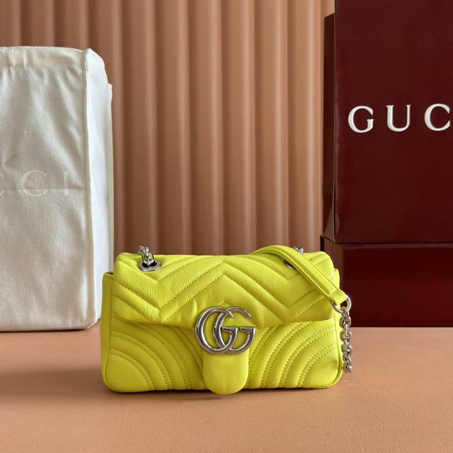 Features full boutique packaging. The iconic GG Marmont series incorporates doub