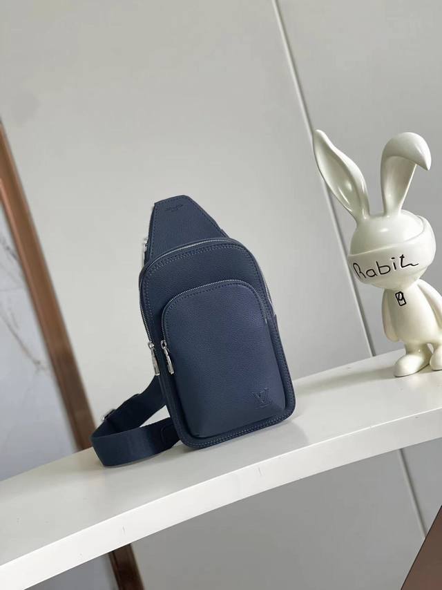 Individually photographed by Haiyuan. Semi-steel 163 chip M15269 Navy Blue M1525