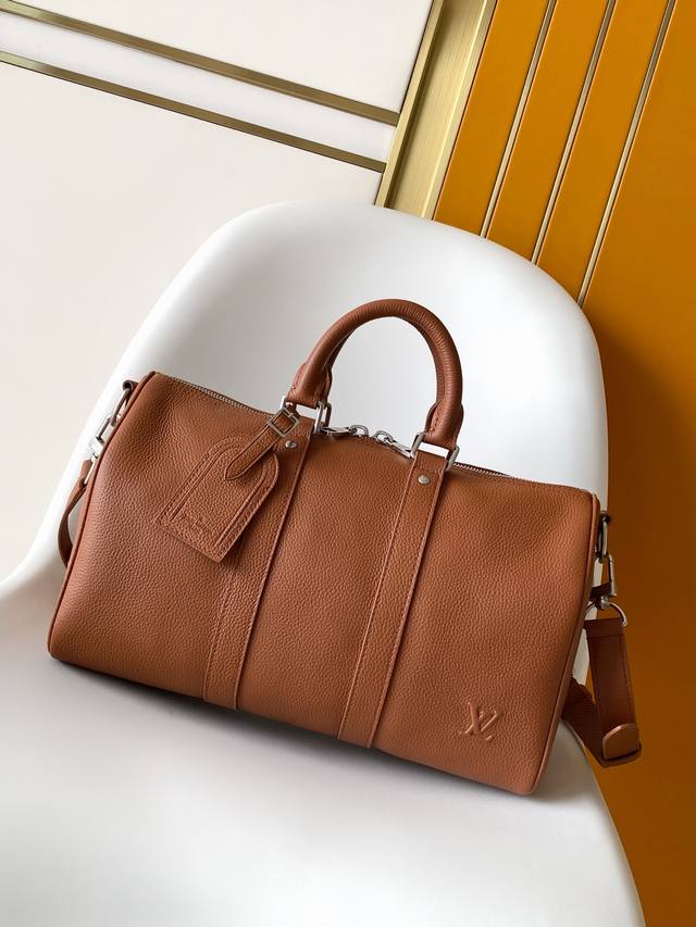 163C01 Chip Top Grain Cowhide M25980 Top-Grade Original M15249 Black Full Leathe