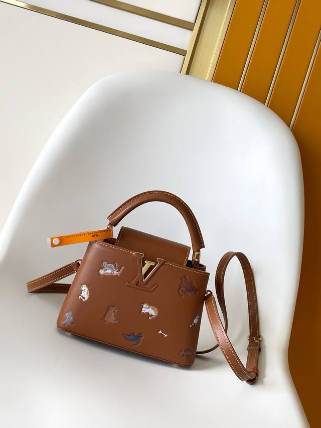 M25874 Premium Original Dynamic 163 The LV Travels With series brings a classic