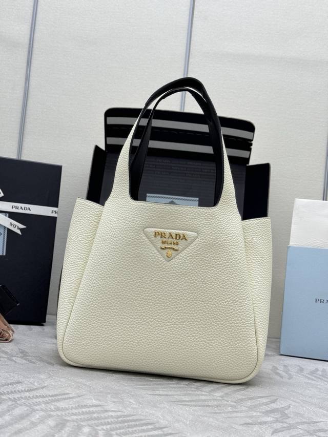 Medium Shopping Basket, Gold Buckle 1Bg335 New Medium Shopping Bag/Hobo Bag This