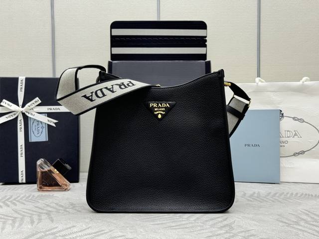 New Fabric Crossbody Bag 1Bc073 Large Black Tote Bag with Gold Buckle This leath