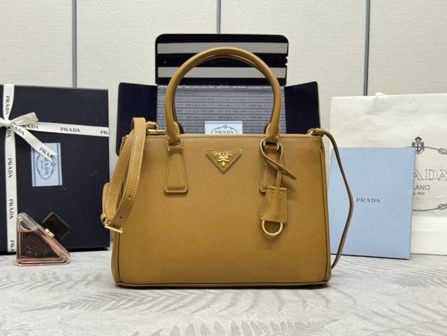 P Medium-sized Popular 28cm Killer Bag, Saffiano Leather, Double Handles, Detach