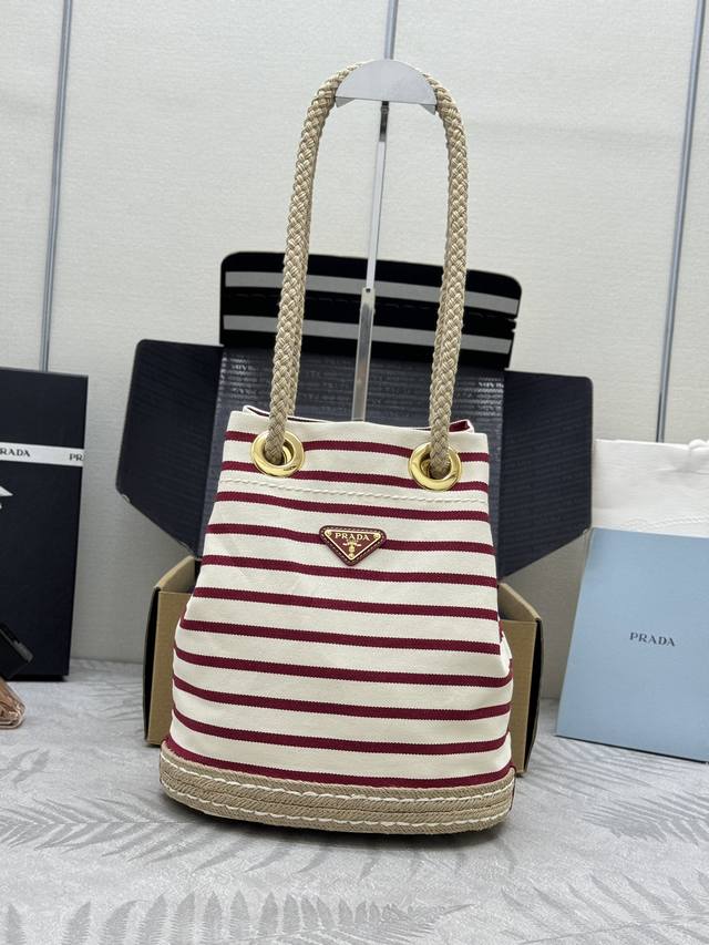 New Red Bucket Bag 1Be082 Striped Style This fabric bucket bag features a nautic