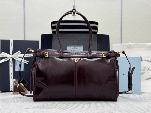 Soft Lux Oil-Waxed Leather Burgundy 1Ba433 Large Size This handbag/crossbody bag