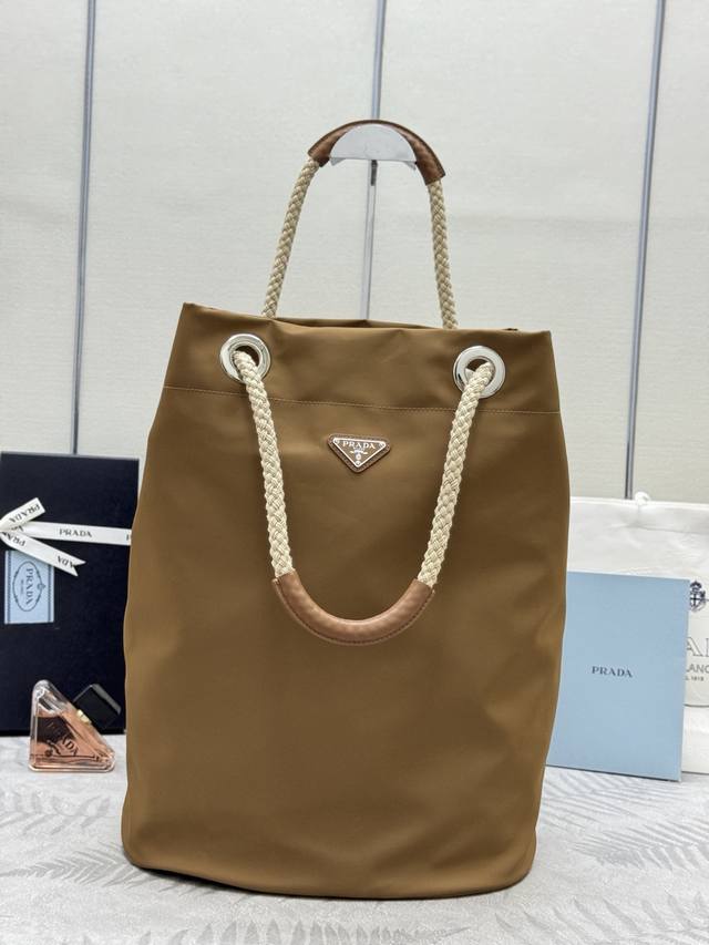 New Men's Bucket Bag, Large Size 2Vg133, Runway Style. This Re-Nylon handbag is