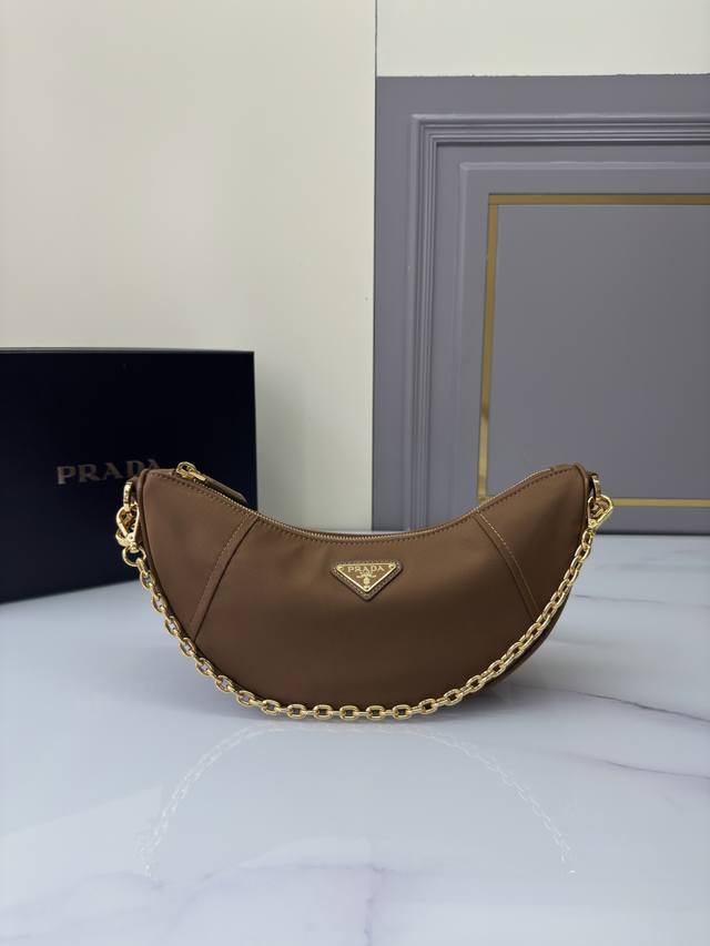 New Crescent Moon Bag 1Bh222 Multifunctional This Re-Nylon handbag is made from