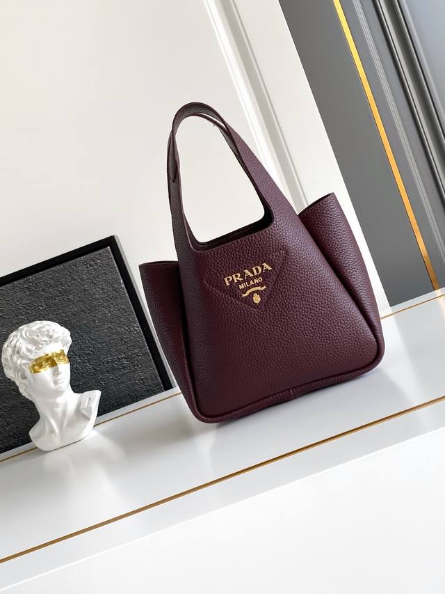 2025 Newest Mini Basket Tote Bag (Ddd) with Gold Hardware. This leather mini han